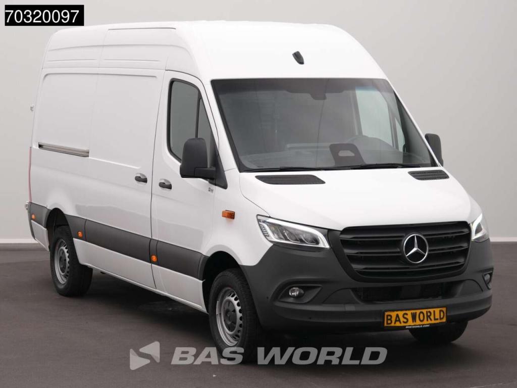 Mercedes-Benz Sprinter 317 CDI Automaat LED 2025 Model L2H2 170PK Navi Airco Cruise Camera MBUX CarPlay Stoelverw Foto 7