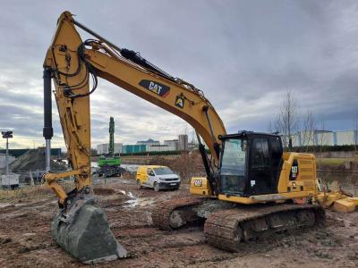 Caterpillar 320 Foto 1