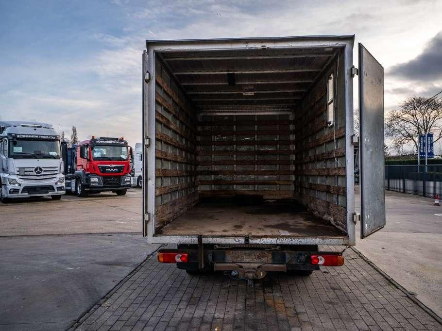 Nissan CABSTAR 35.13 Foto 10