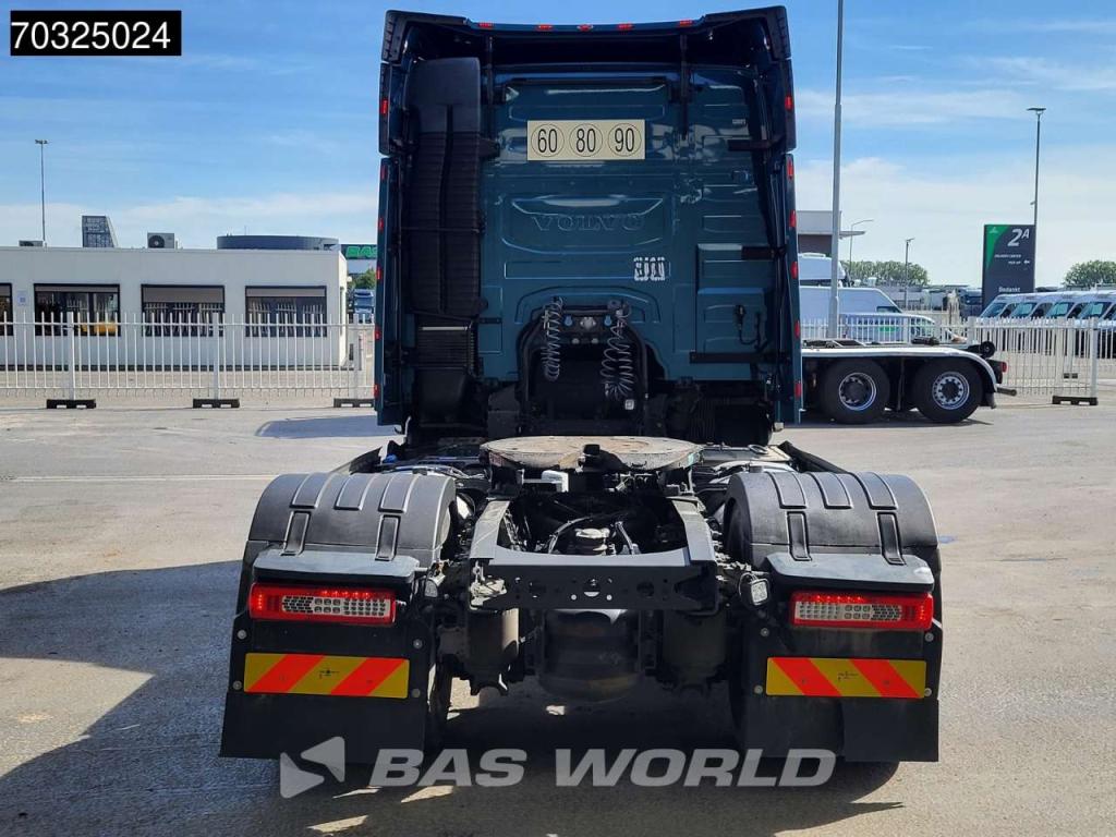 Volvo FM 460 4X2 2x Tanks ADR Standklima ACC Foto 10