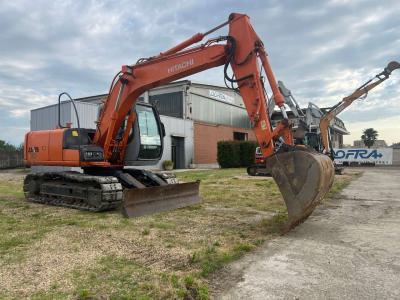 Hitachi ZX110 vendida por Dofra Srl