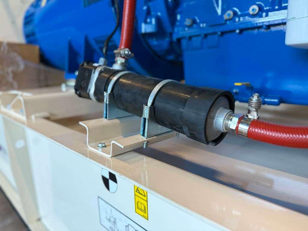 FG Wilson P850-1 - 850 kVA Open Genset - DPX-16024-O Foto 19