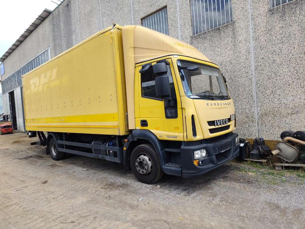 Iveco EUROCARGO CUBE 120E28P Foto 12