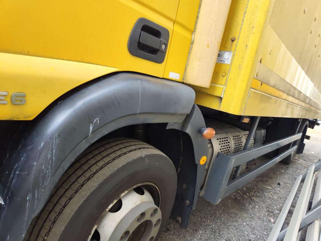 Iveco EUROCARGO CUBE 120E28P Foto 5