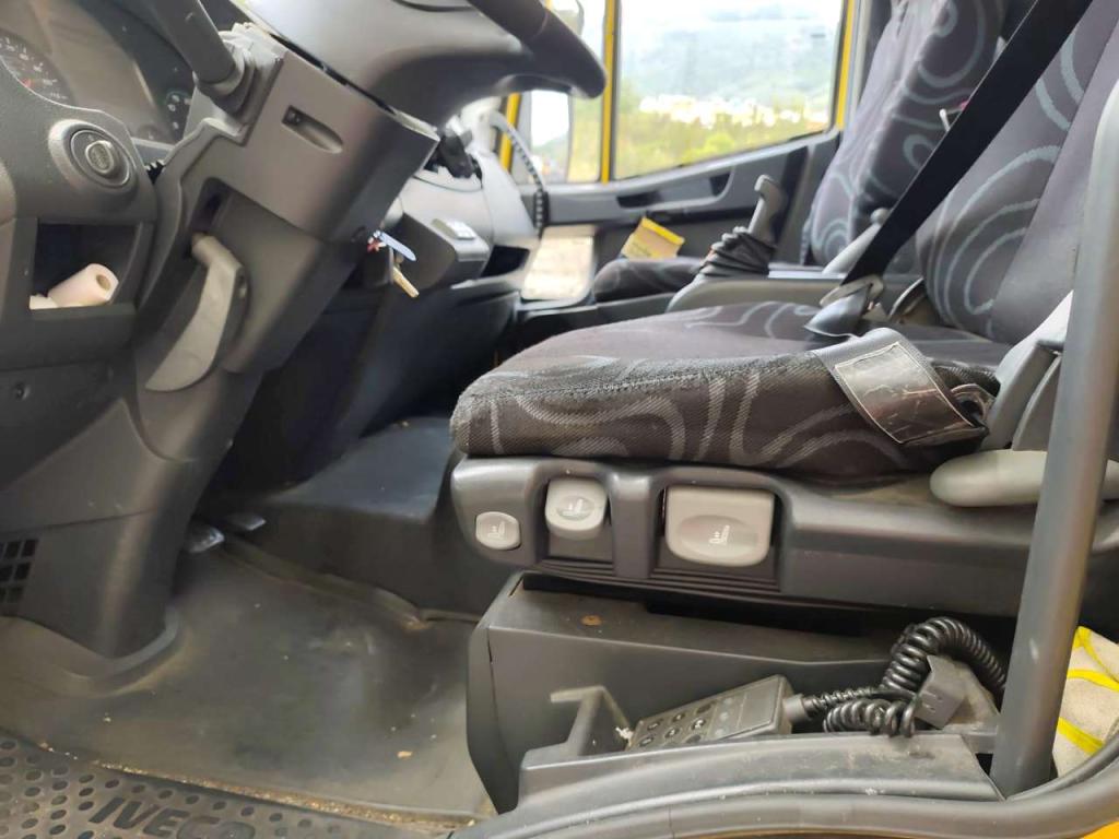 Iveco EUROCARGO CUBE 120E28P Foto 7