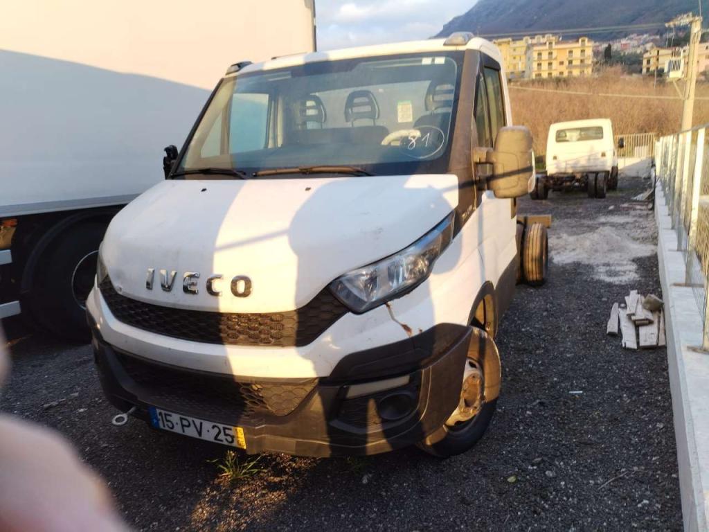 Iveco DAILY 35C13 Foto 10