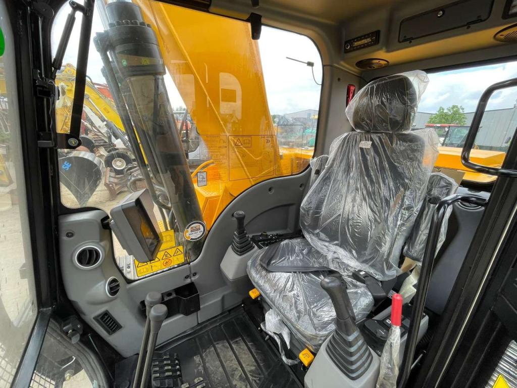 JCB 245 HD LR Foto 18