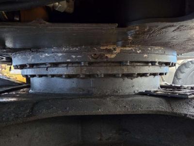 Volvo slewing ring 14566018 for Volvo ECR235CL, ECR235DL, EW180C... vendida por Balavto