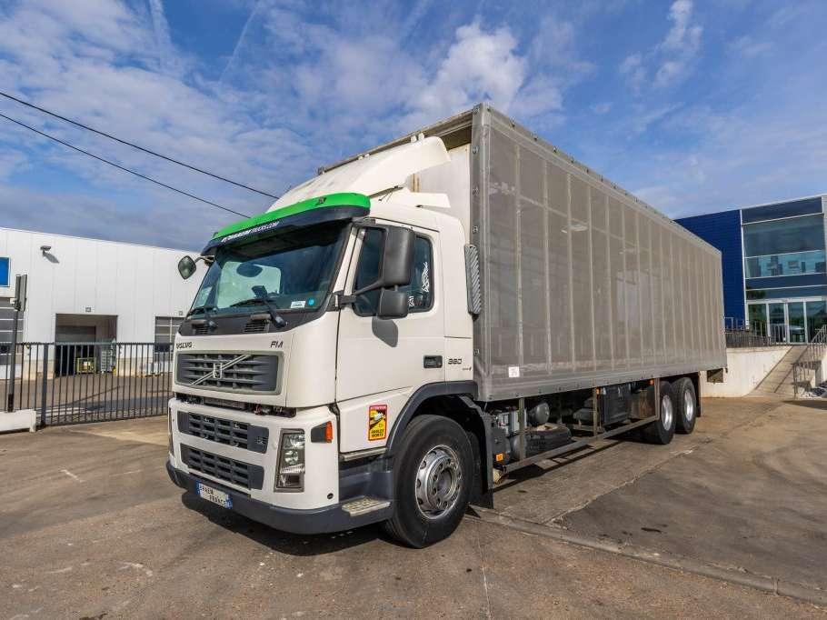 Volvo FM 360 -6x2 (10pneus/tires) Foto 1