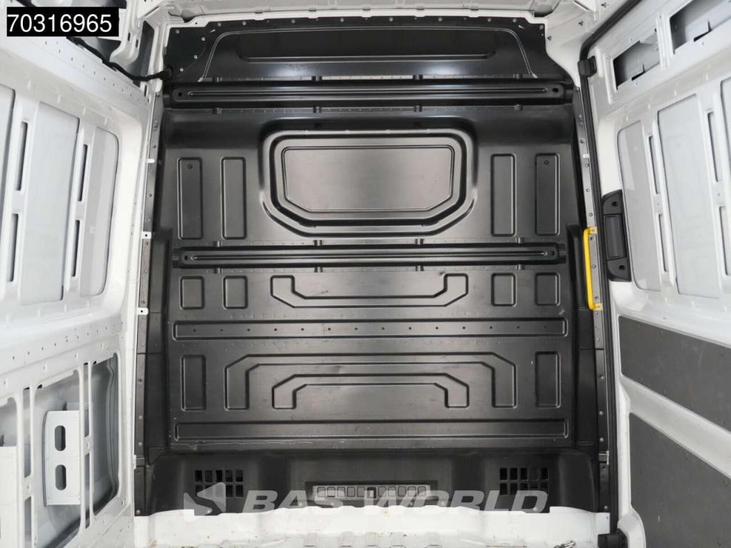 Volkswagen Crafter 140pk L3H3 Airco Camera Euro6 L2H2 A/C Foto 11