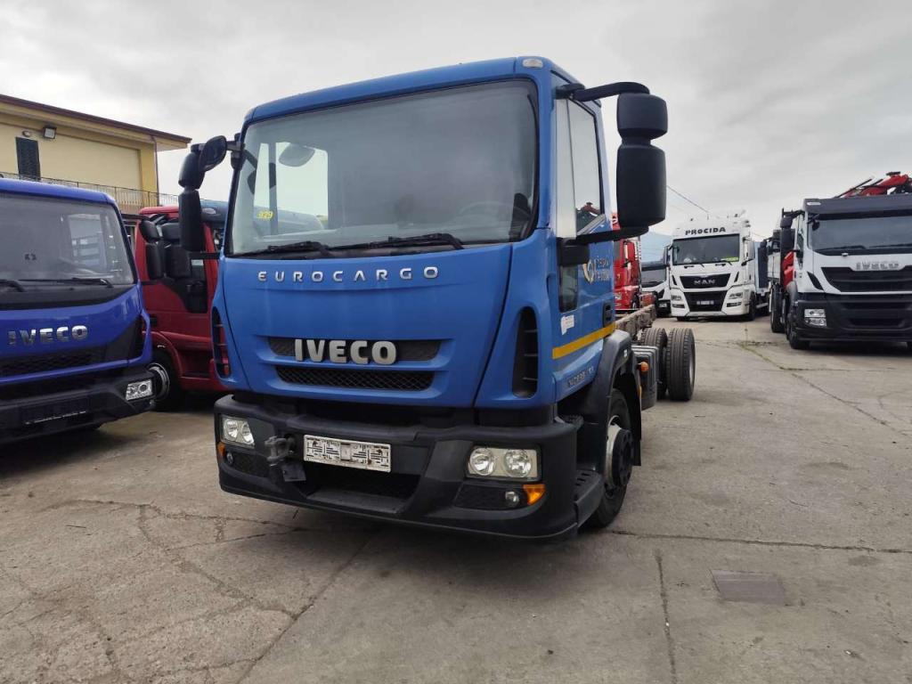 Iveco EUROCARGO 140E25 Foto 17