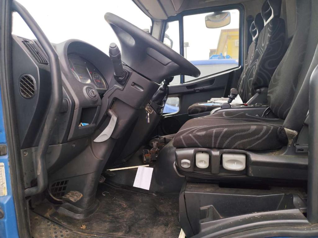 Iveco EUROCARGO 140E25 Foto 3