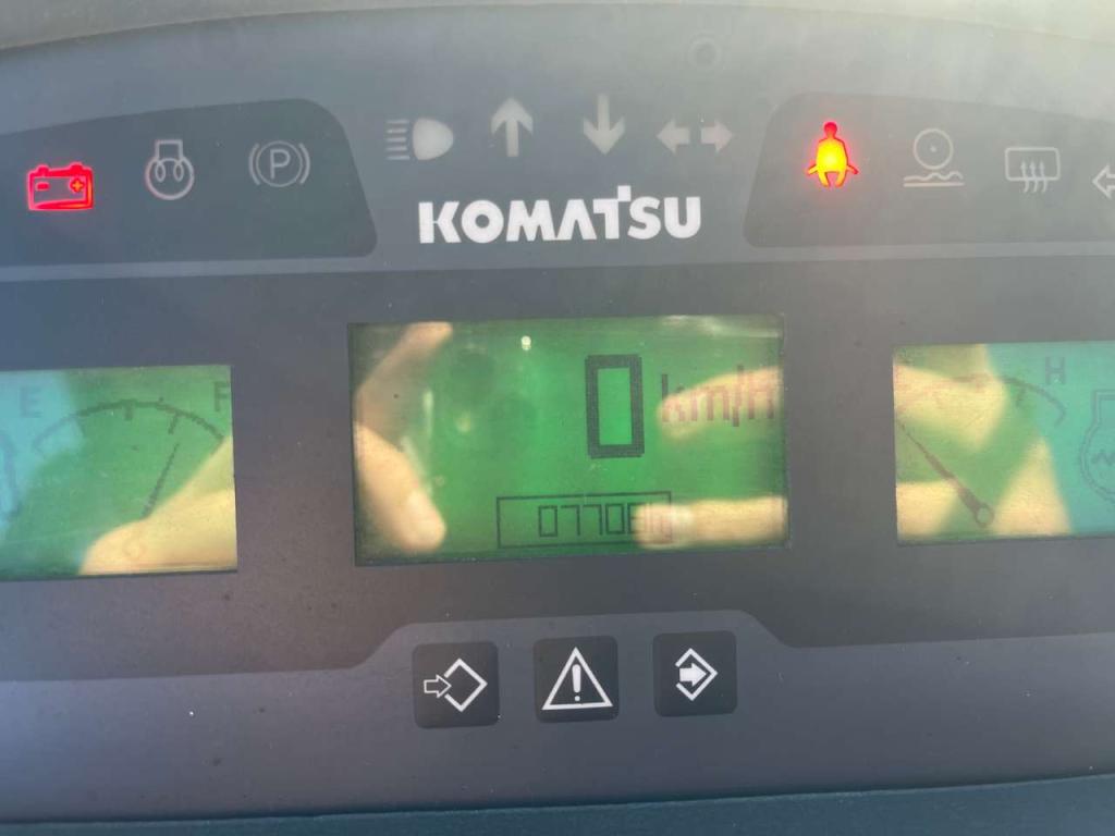 Komatsu WA100M-7 Foto 9
