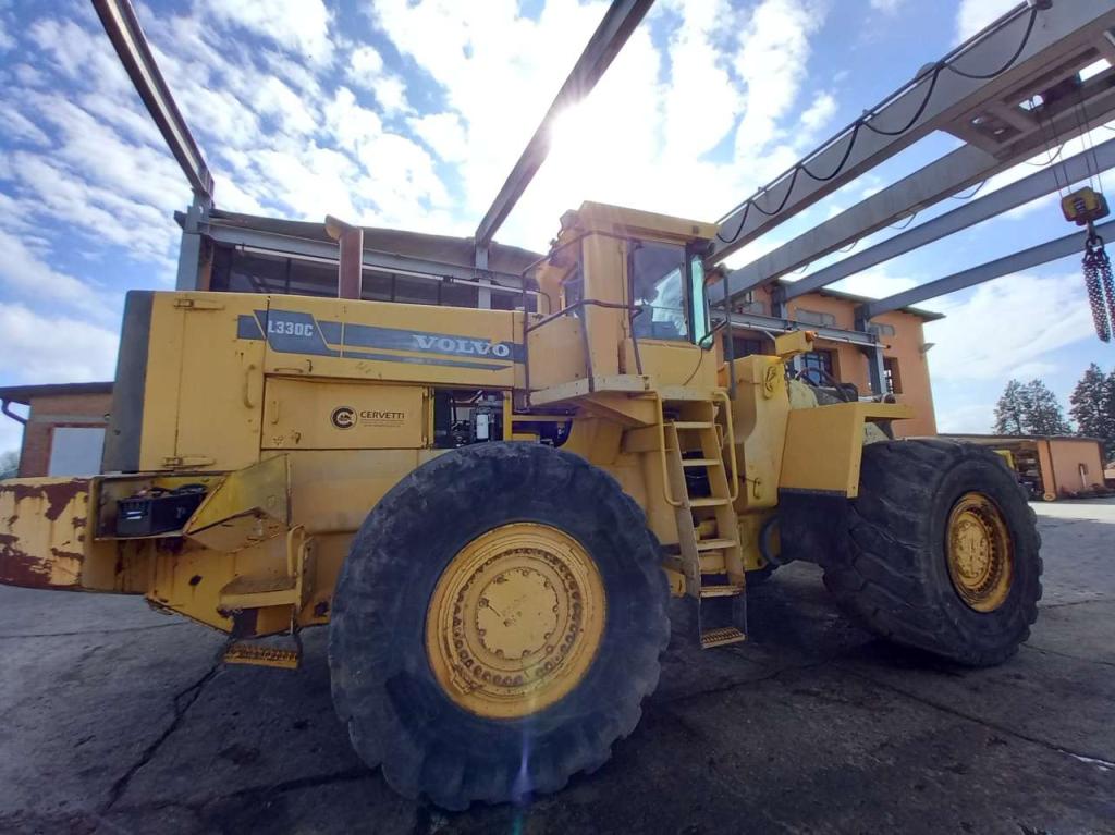 Volvo L330C Foto 8