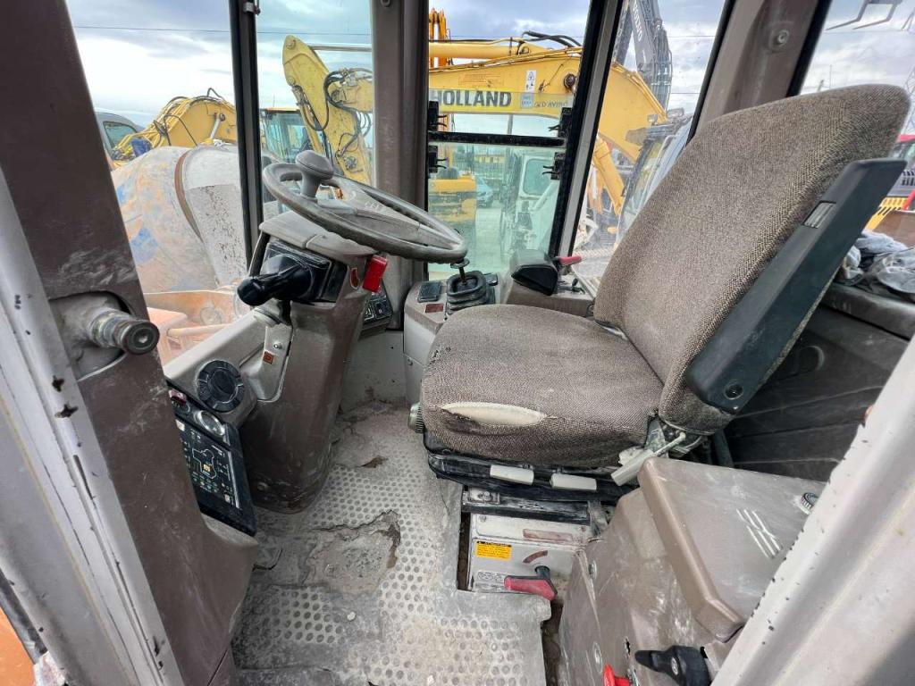 Fiat Hitachi FR130 Foto 8