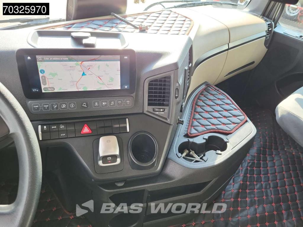 Mercedes-Benz Actros 1845 4X2 BigSpace Retarder 2xTanks Standklima Foto 20
