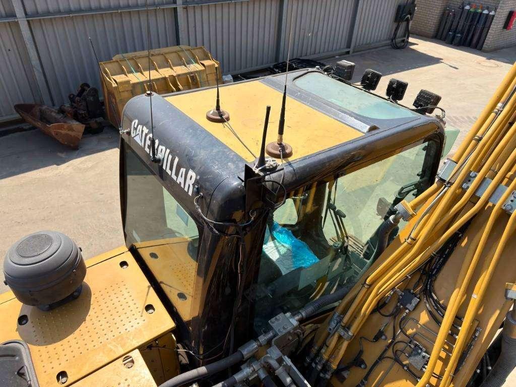 Caterpillar 323D L Foto 20