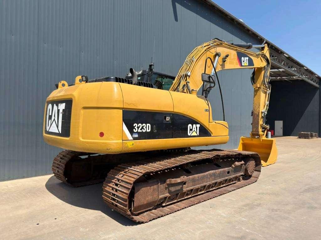 Caterpillar 323D L Foto 4
