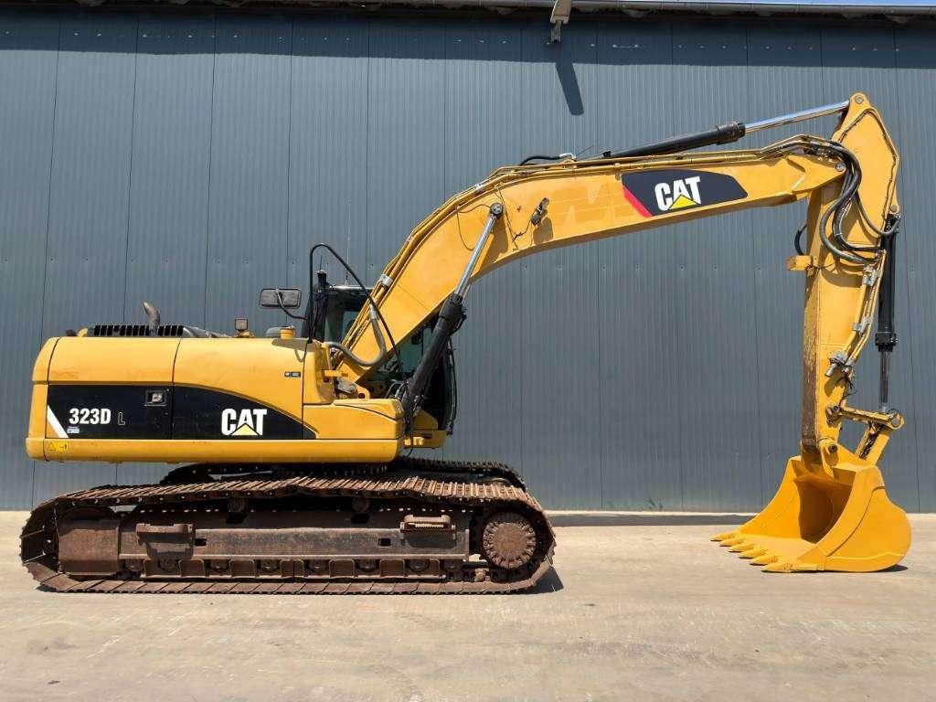 Caterpillar 323D L Foto 6