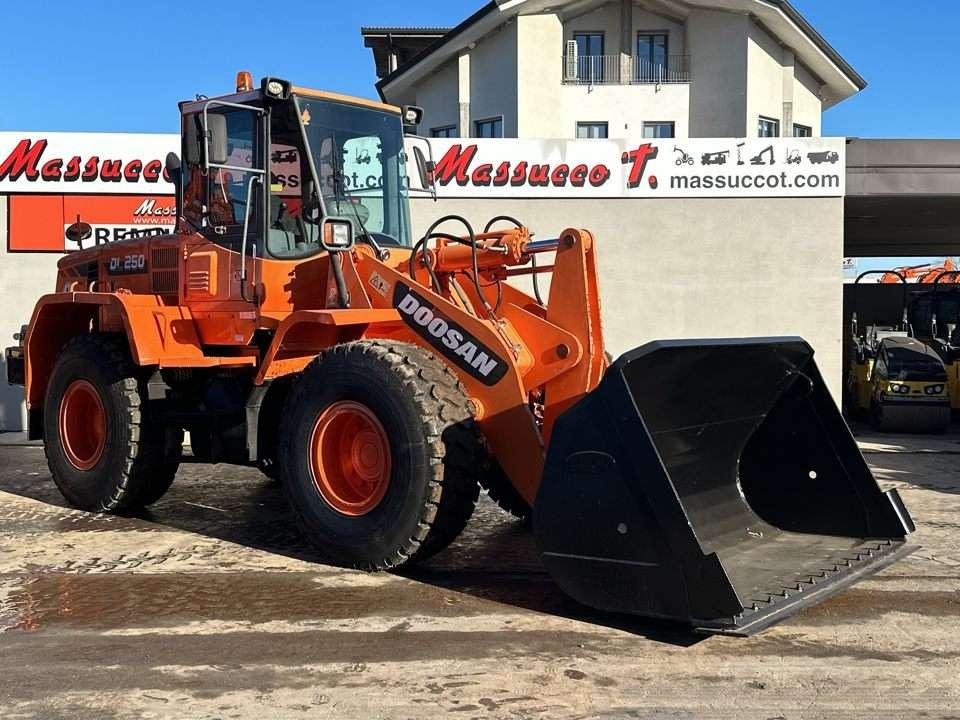 Doosan DL250 Foto 15