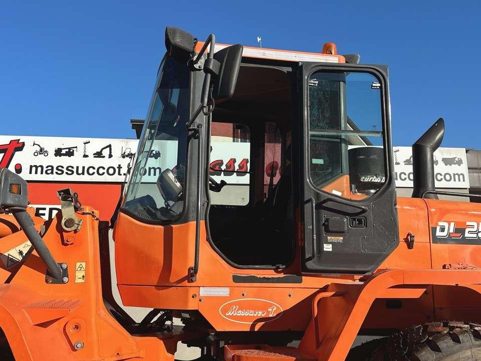 Doosan DL250 Foto 9