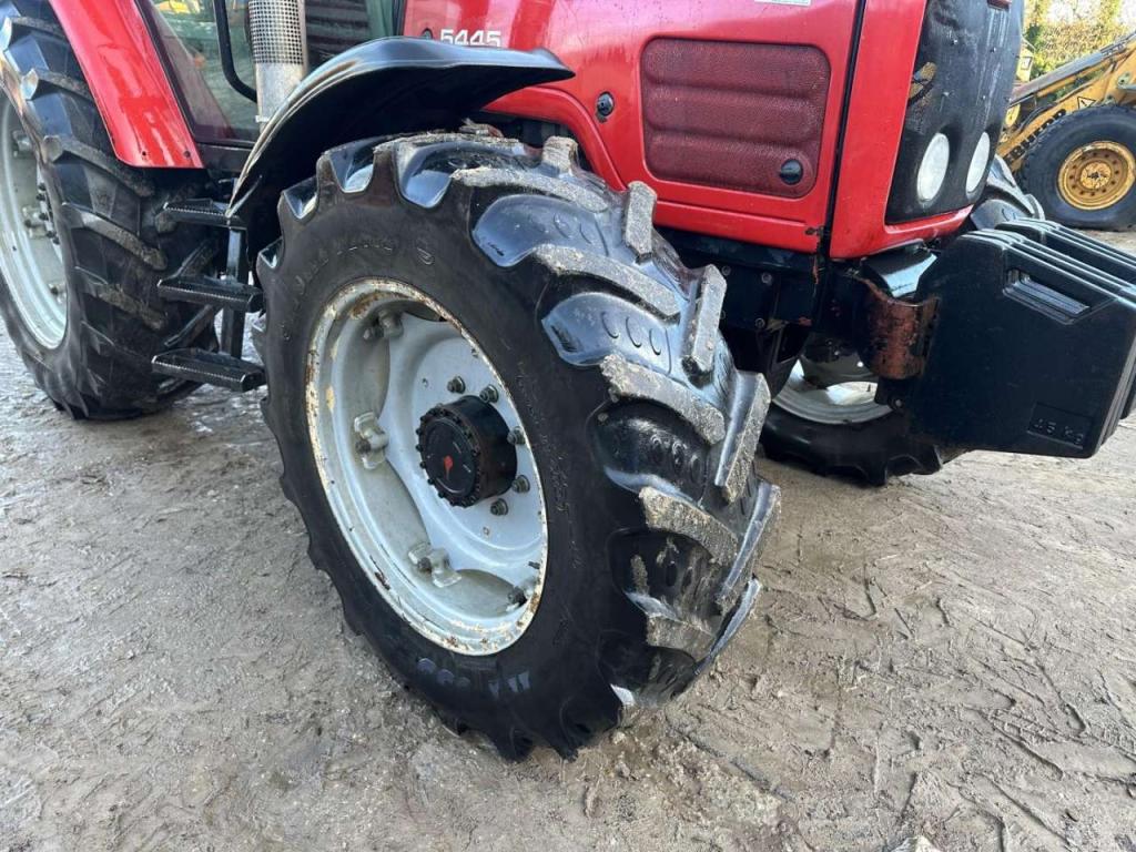 Massey Ferguson 5445 Foto 10