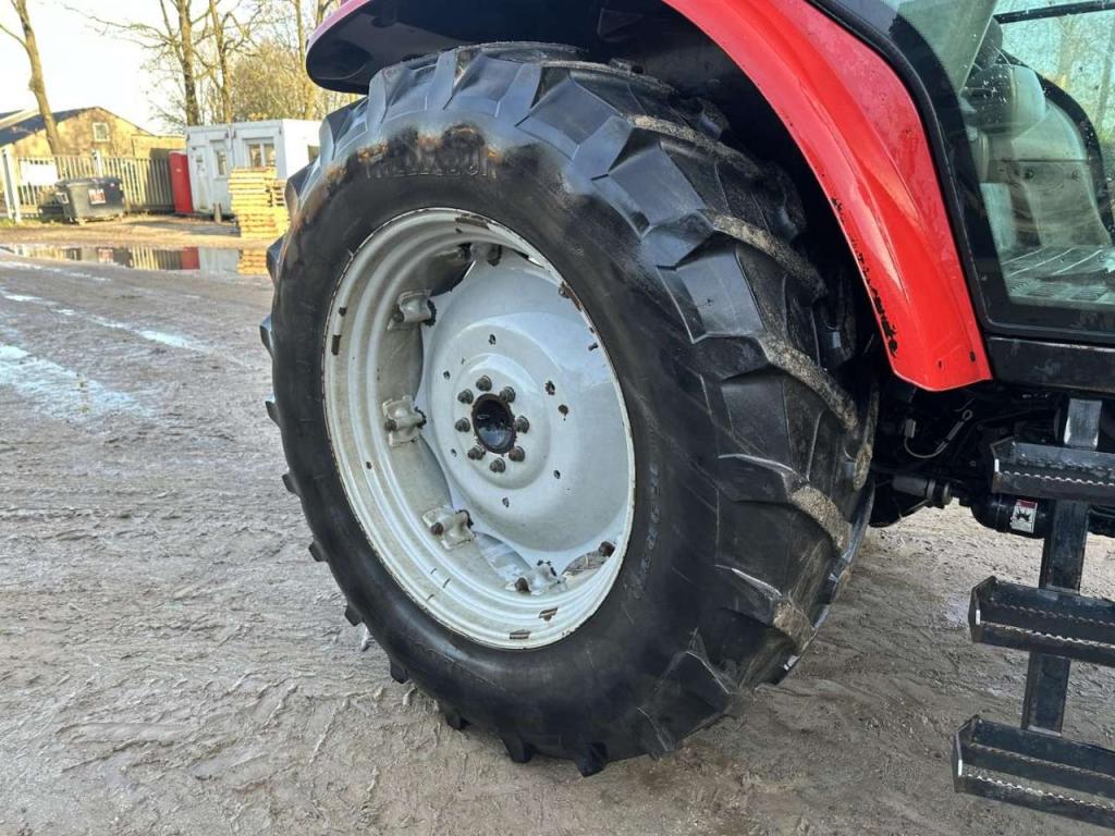 Massey Ferguson 5445 Foto 11