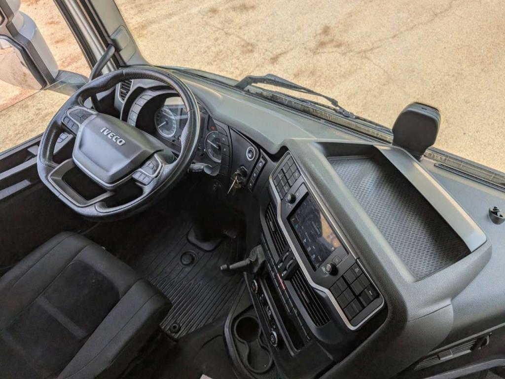 Iveco S-WAY 510 Foto 16