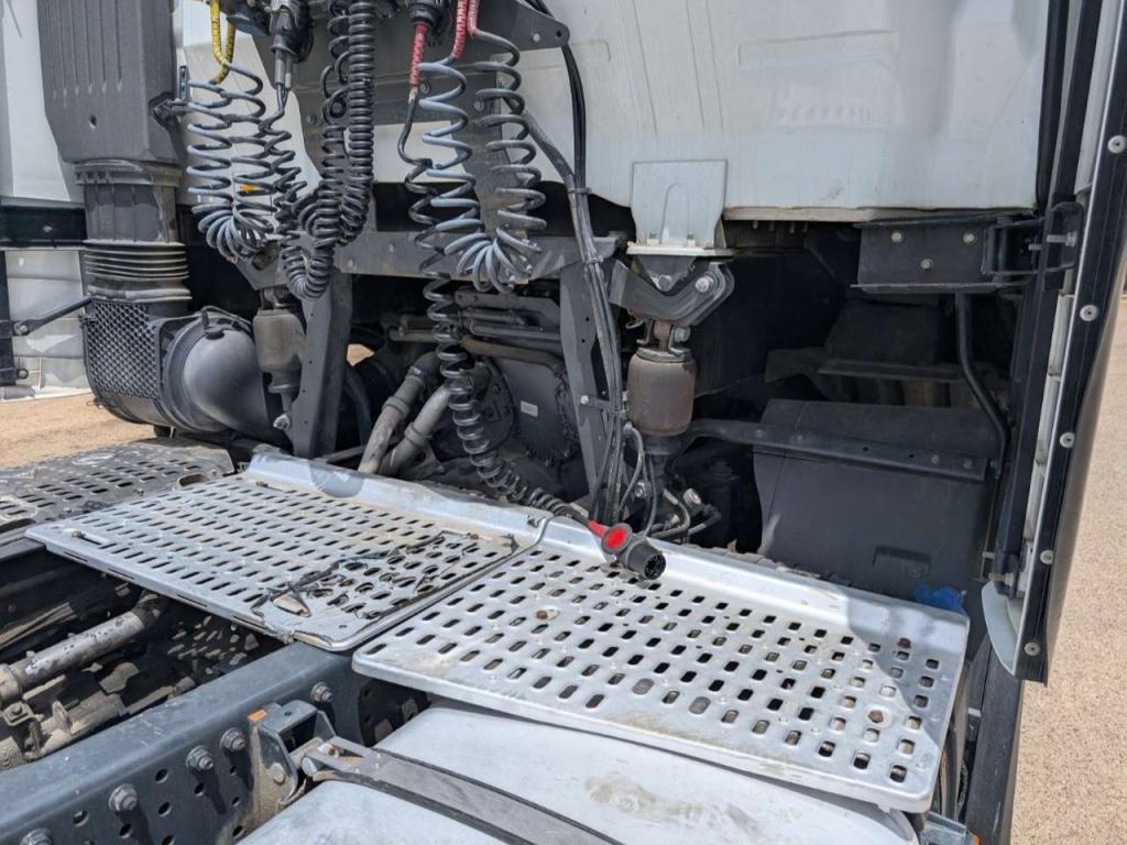Iveco S-WAY 510 Foto 7