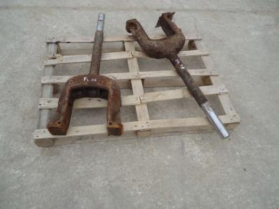 Soporte de horquilla de rueda loca para Fiat Allis FL14D - FL14C - AD14C (CODICE 79009577) vendida por OLM 90 Srl