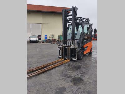 Linde E50HL-01/600 vendida por Uni.Trucks Srl