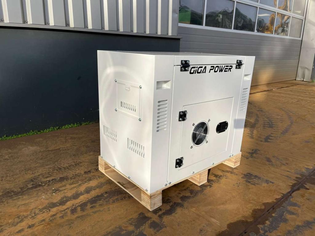 Giga Power PLD12000SE 10KVA silent set Foto 3