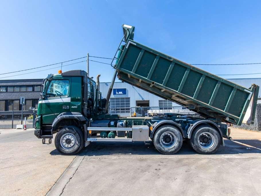 Volvo FMX 420 -6x6 - TIPPER / TRACTOR Foto 7