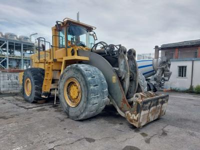 Volvo L330E vendida por CERVETTI TRACTOR Srl