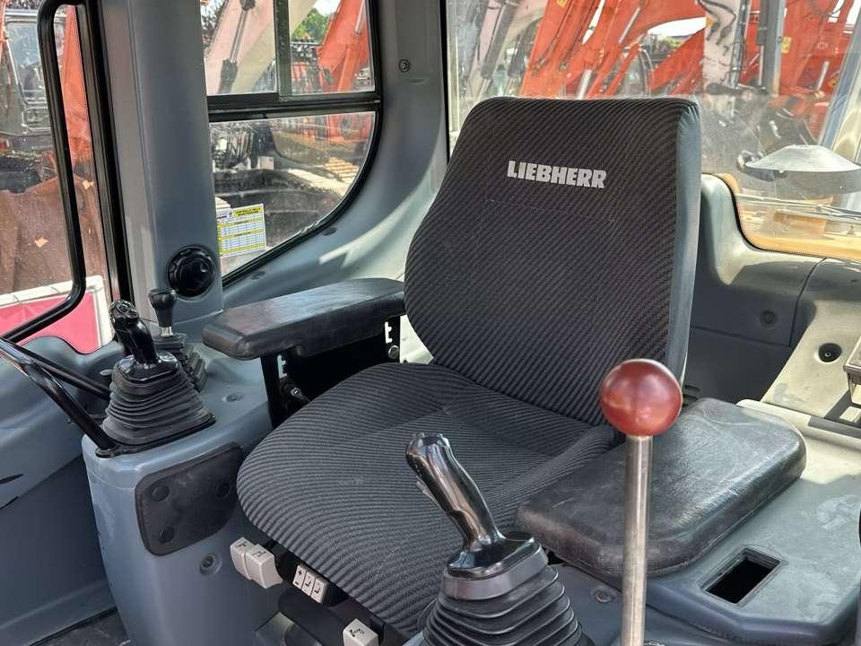 Liebherr LR634 Foto 13