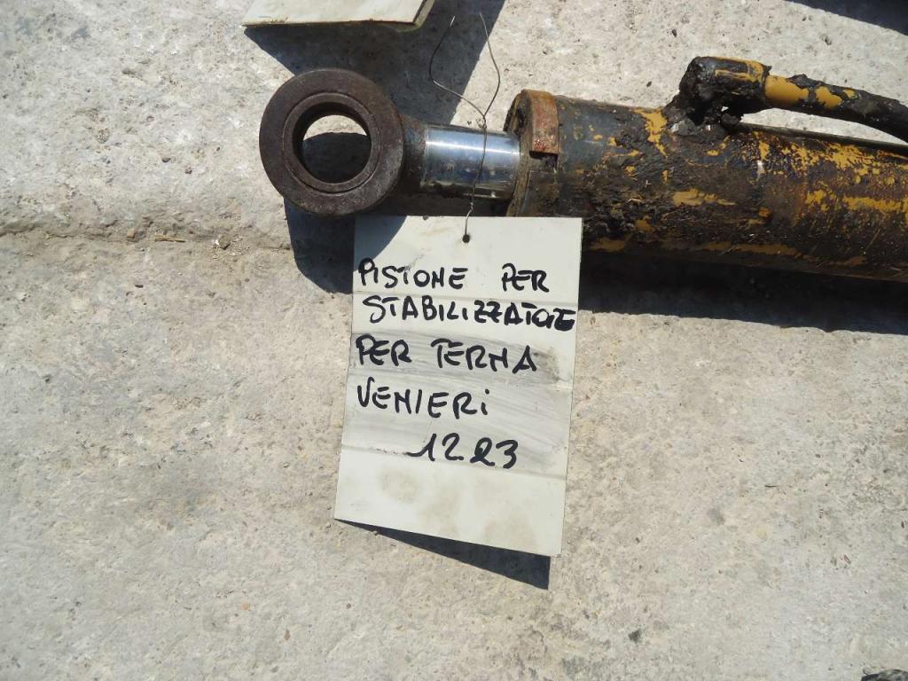 Pistón estabilizador para Venieri 12.23 Foto 3