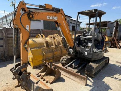 Case CX30 vendida por Leo MMT Srl
