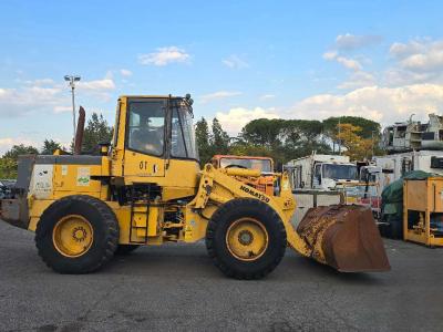 Komatsu WA 180-3 vendida por Bentivoglio Bruno srl