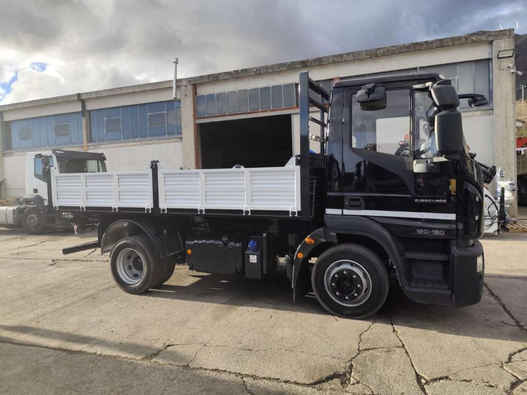 Iveco EUROCARGO 120-190L Foto 6