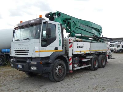 Iveco TRAKKER 380 vendida por Effretti Srl