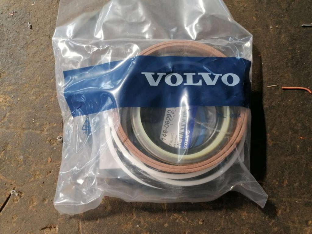 Volvo Ricambi Vari Foto 4