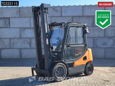 Doosan D25S -5 MISSING Engine & Seat Foto 1