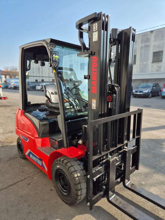 Manitou ME425 LD LIFT Foto 1