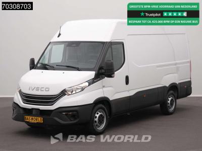 Iveco Daily 35S18 3.0L Automaat L2H2 180PK ACC Airco Cruise Camera Parkeersensoren CarPlay Stoelverwarmin vendida por BAS World B.V.