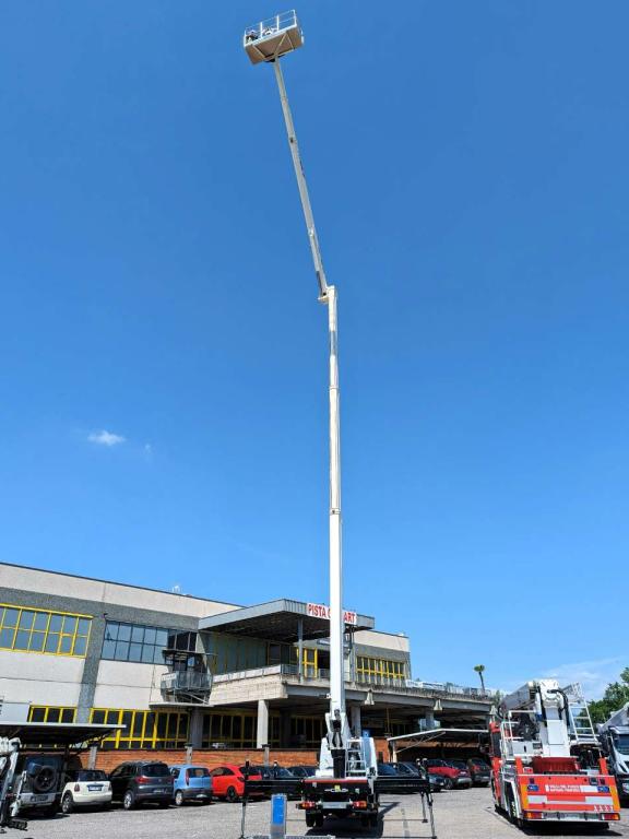 Cela Truck DT37 Foto 11