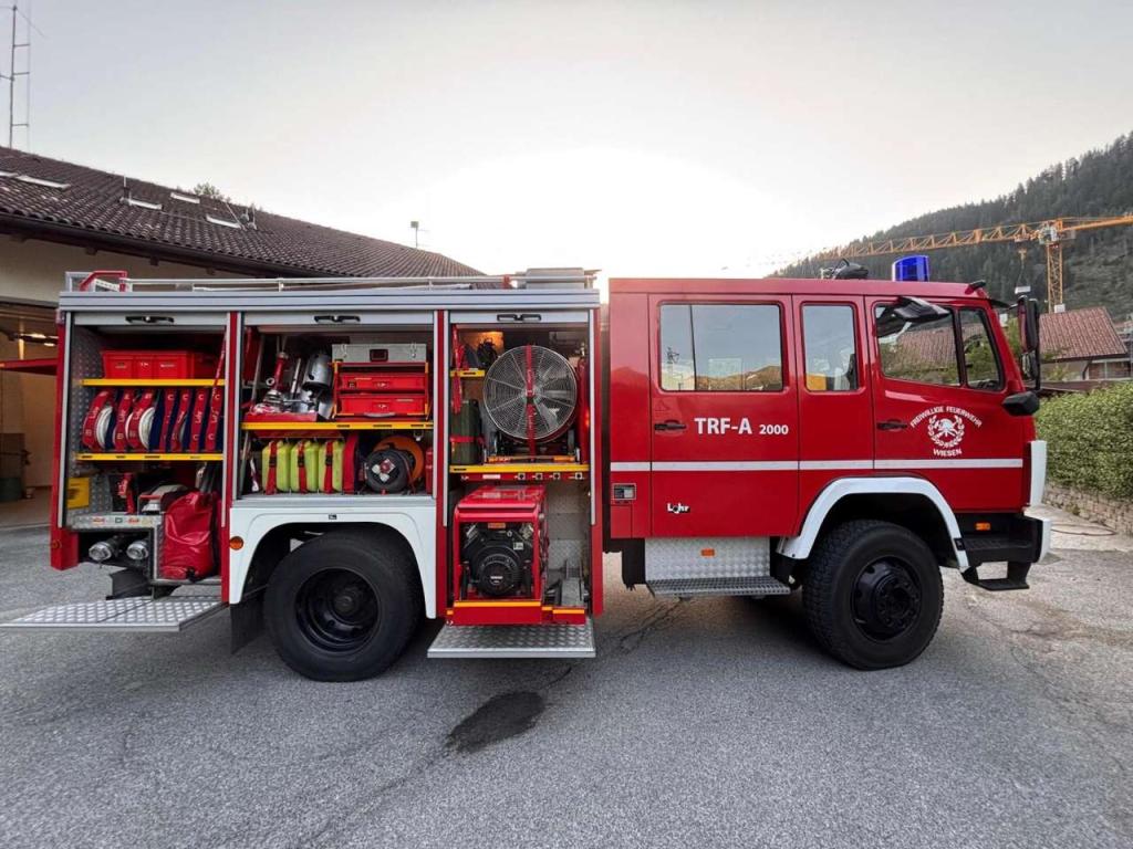 Mercedes-Benz 1124AF Foto 2