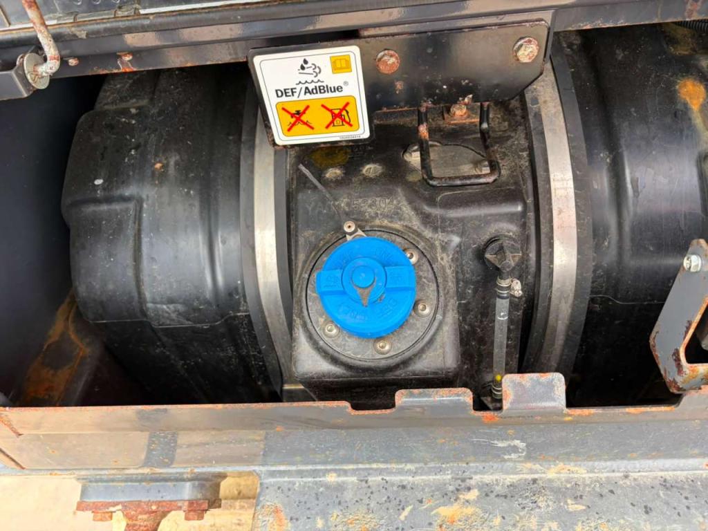 Hitachi ZX300LCN-6 Foto 30