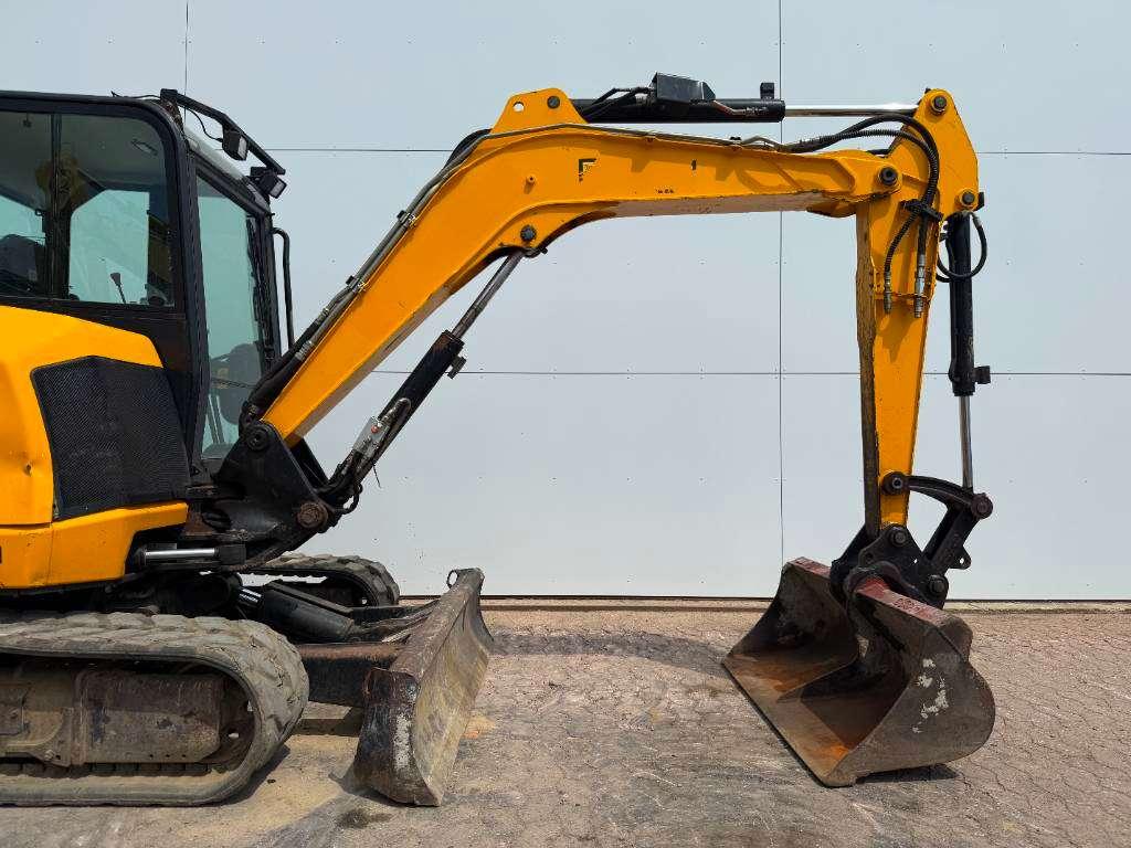 JCB 48Z-1 - Hammer Lines / Quick Coupler Foto 13
