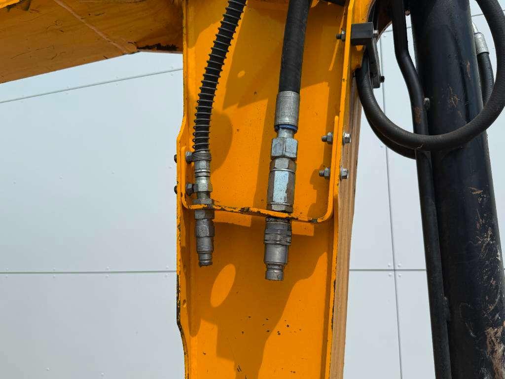 JCB 48Z-1 - Hammer Lines / Quick Coupler Foto 17