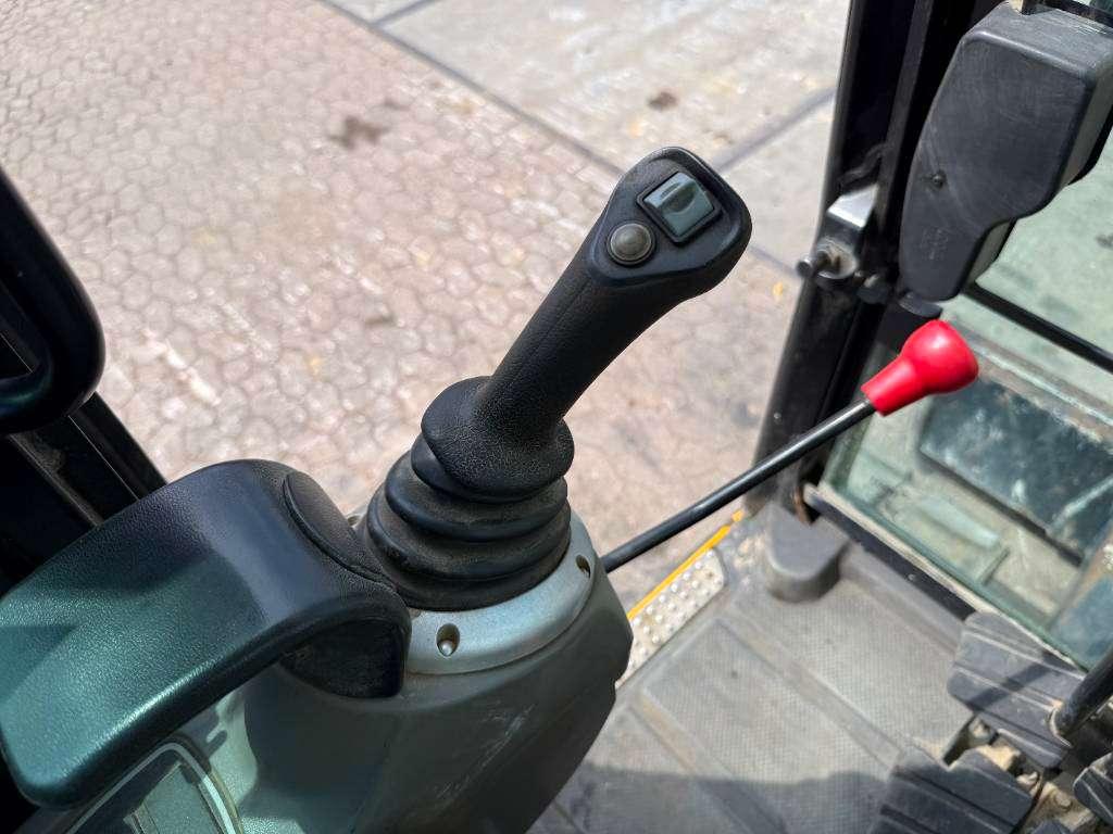 JCB 48Z-1 - Hammer Lines / Quick Coupler Foto 9